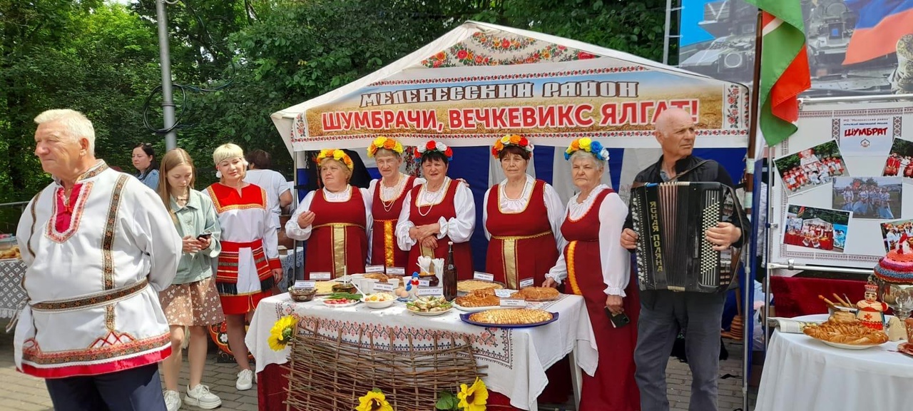Сегодня в Ульяновске во Владимирском саду состоялся областной национальный мордовский праздник «Шумбрат»
