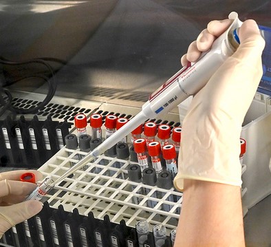 Минздрав создал рабочую группу для исследования вакцин против новых штаммов ковида.