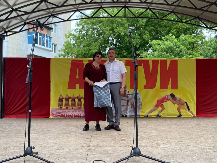 2 июня в городе Димитровграде состоялся национальный чувашский праздник «Акатуй». 2 июня в городе Димитровграде состоялся национальный чувашский праздник «Акатуй».